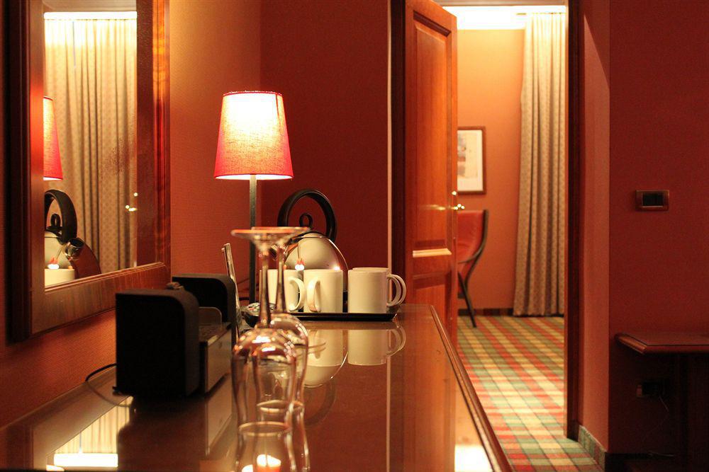 Hotel Rex Rome Bagian luar foto